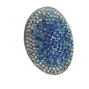 Joan Boyce Crystal Oval Statement Fashion Ring